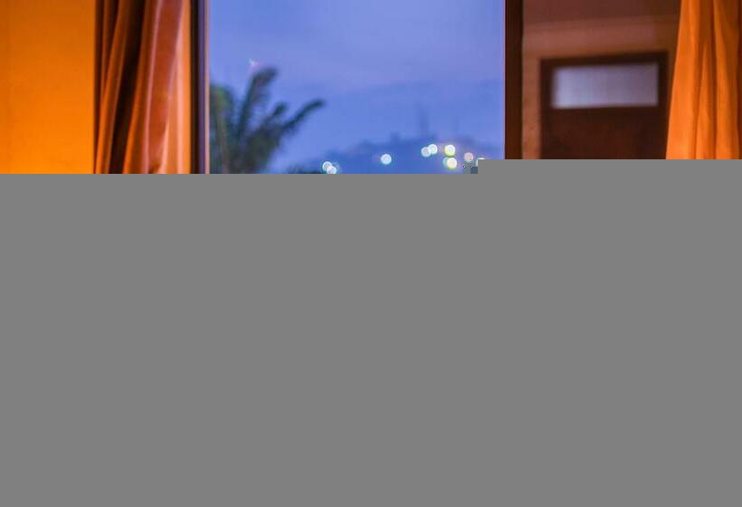 غرفة ديلوكس مزودة بشرفة, Marie S Royale