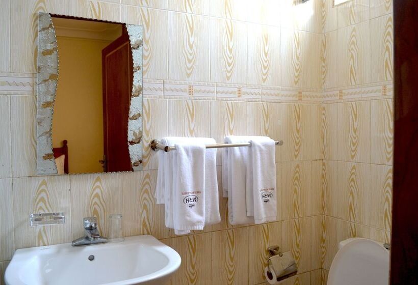 جناح إدارى, Marie S Royale