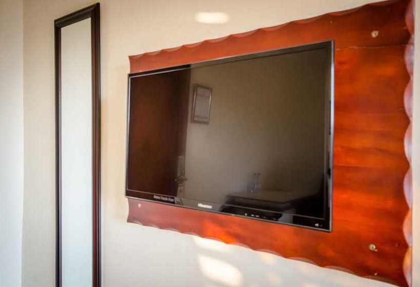 جناح إدارى, Marie S Royale