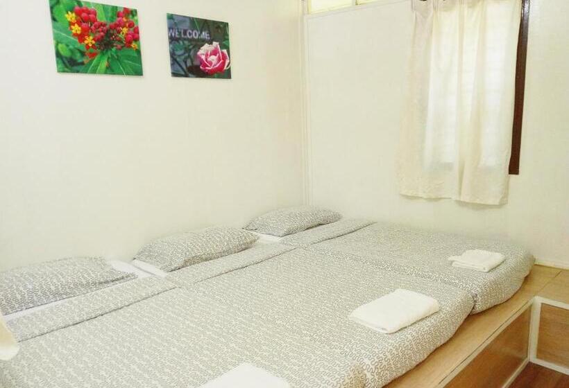 غرفة قياسية ثلاثية حمام مشترك, Moonriver Lodge