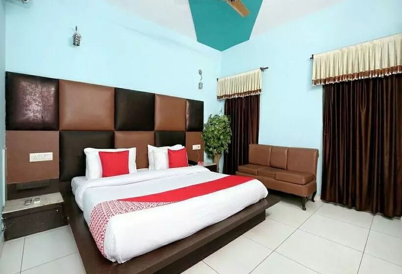 スタンダードルーム, Oyo Rooms Shastri Market Jalandhar