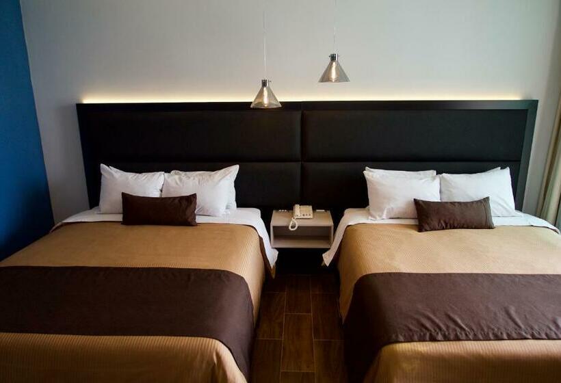 اتاق استاندارد چهار تخته, Posada Senorial