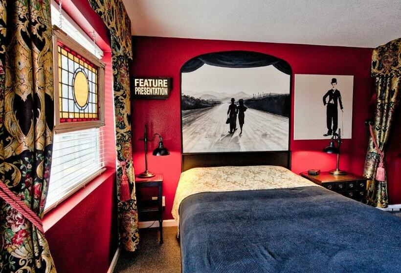 اتاق استاندارد, Sandy Cove Inn