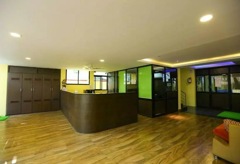 اتاق لوکس, Season 4 Residences  Thiruvanmiyur Near Tidel Park Apollo Proton Cancer Center And Iit Madras Resear