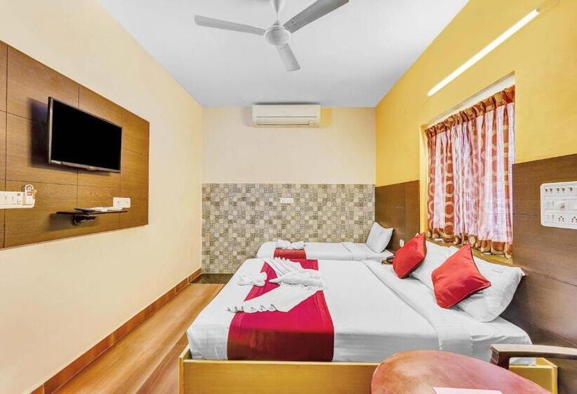חדר משפחתי דלוקס, Season 4 Residences  Thiruvanmiyur Near Tidel Park Apollo Proton Cancer Center And Iit Madras Resear