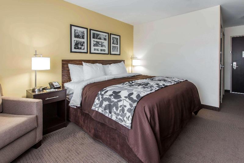 带大床的标准间, Sleep Inn & Suites Lincoln University Area