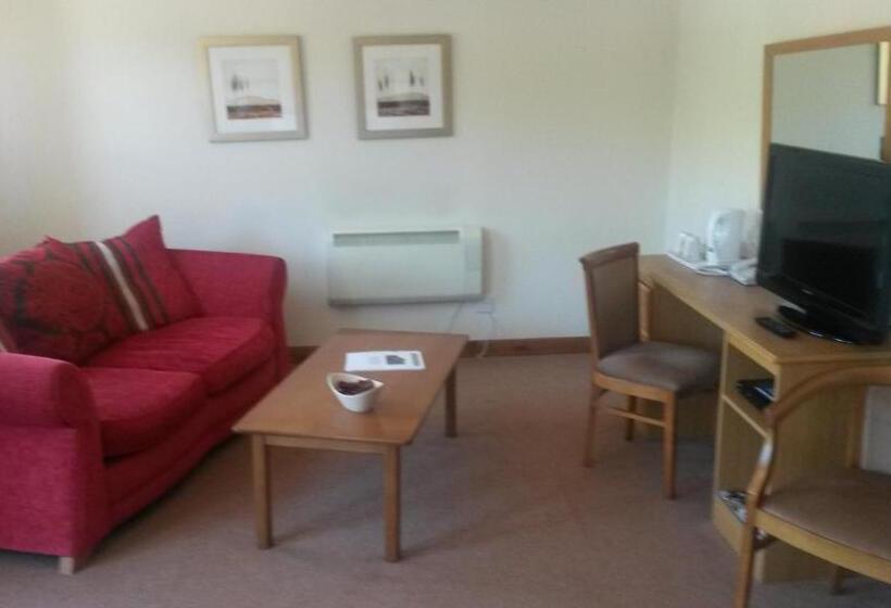 חדר משפחתי, The Gilvenbank