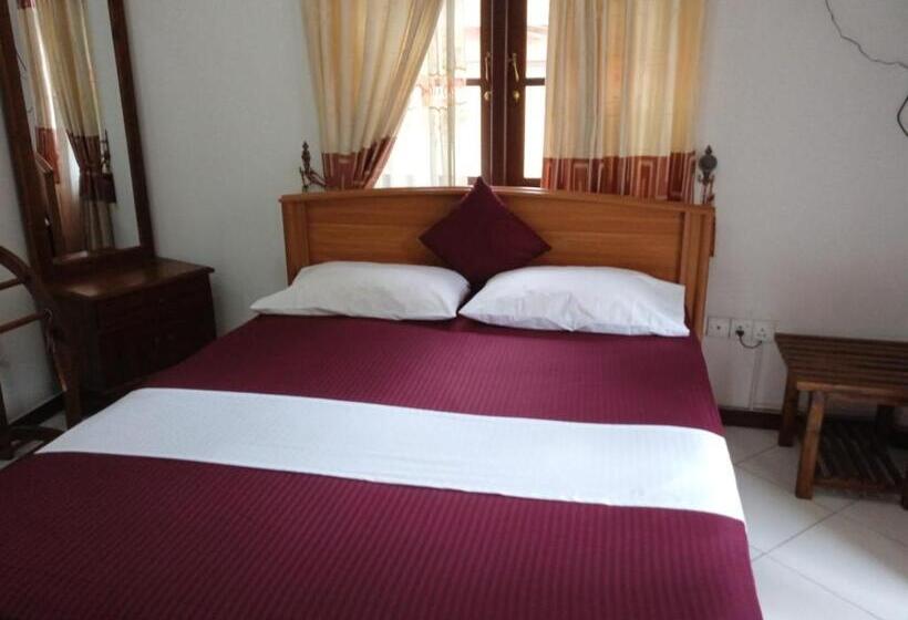 Quarto Estandar, Vino Villa Tourists & Local Accommodations   24 Hrs