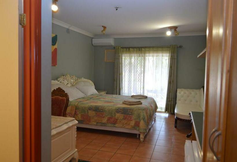 اتاق استاندارد یک نفره, Heritage Resort