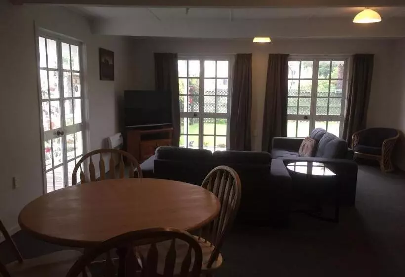 ３ベッドルームアパートメント, Phoenix Thermal Resort  Taupo