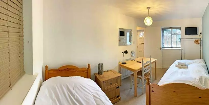ドゥプレックスルーム, Glendower Guest Apartments