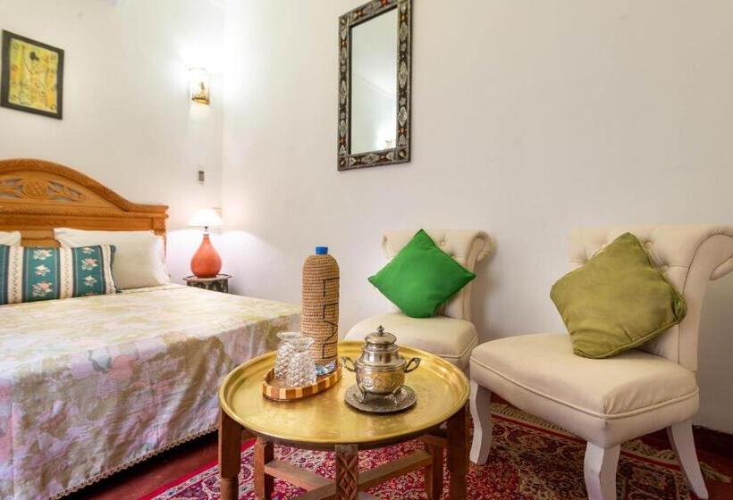 اتاق سوپریور, Riad Belko