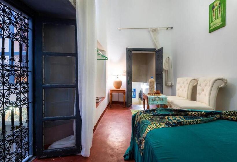 اتاق سوپریور, Riad Belko