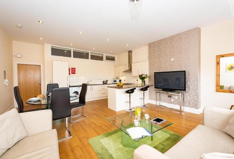 Апартаменты Deluxe 1 Спальня, Waterview Deluxe Apartments