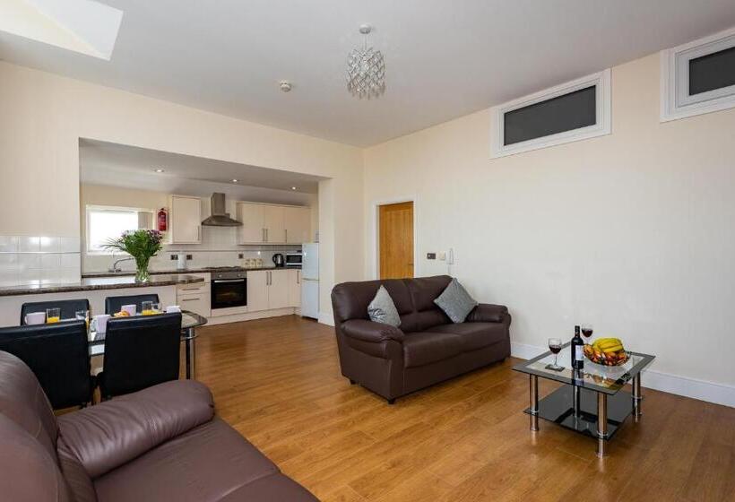 带2个卧室的公寓, Waterview Deluxe Apartments