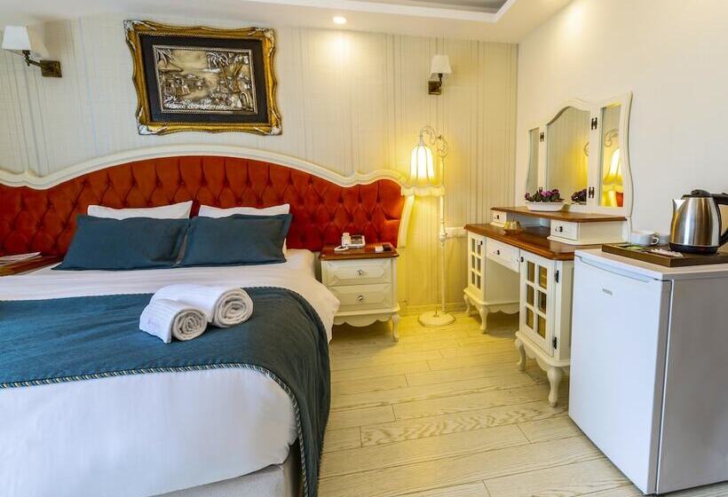 اتاق لوکس با چشمانداز دریا, Andalouse Suite