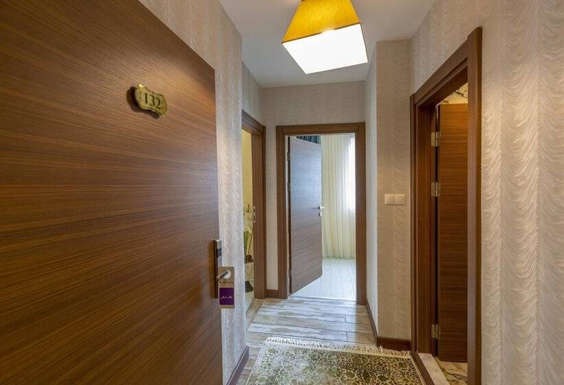 اتاق استاندارد چهار تخته, Andalouse Suite