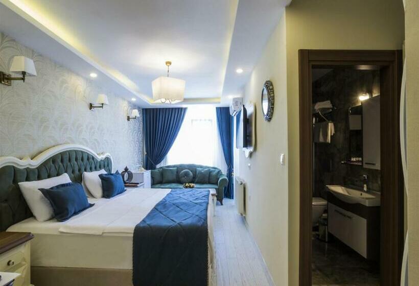 سوییت جونیور با بالکن, Andalouse Suite