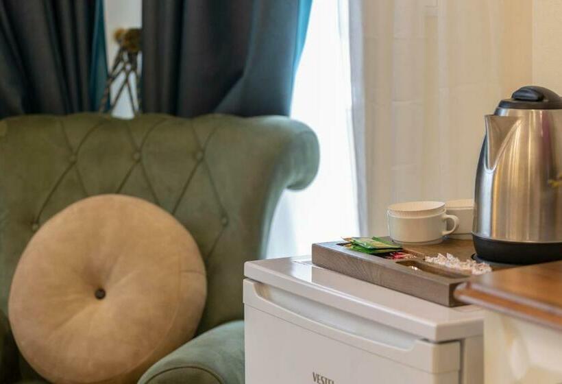 اتاق سوپریور, Andalouse Suite