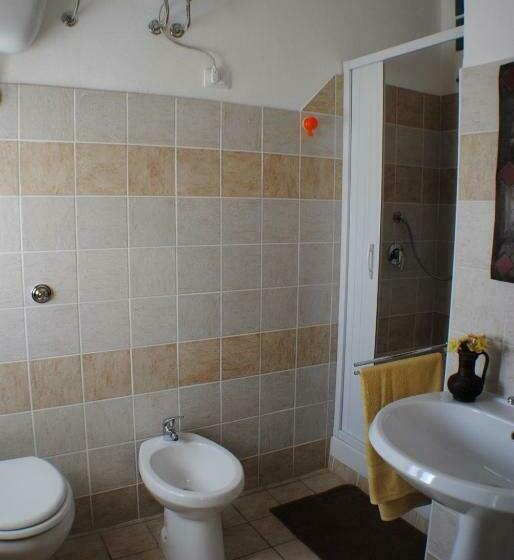 스탠다드 트리플 룸, B&b Jamba Self Ceck In