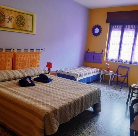 スタンダードトリプルルーム, B&b Jamba Self Ceck In