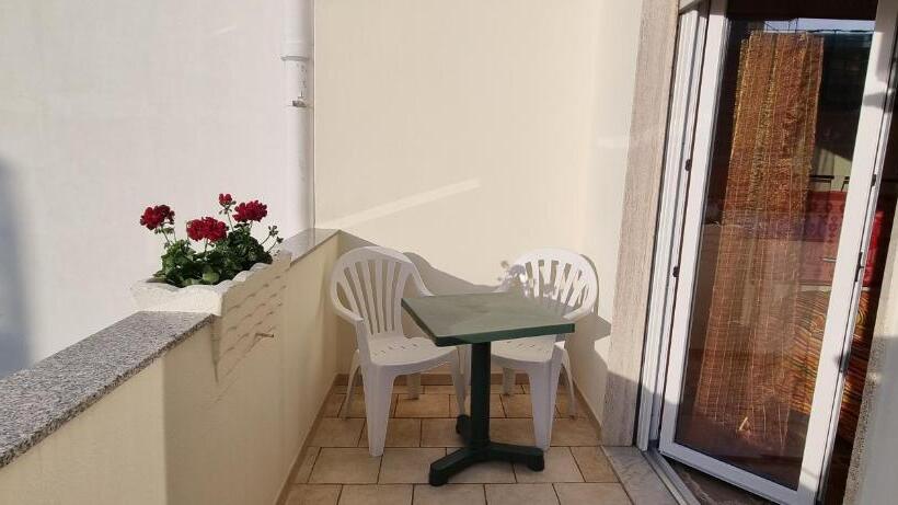 발코니 디럭스 룸, B&b Jamba Self Ceck In