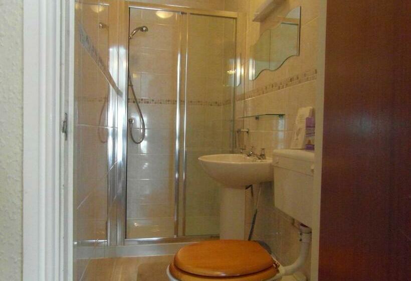 스탠다드 룸, Greystones