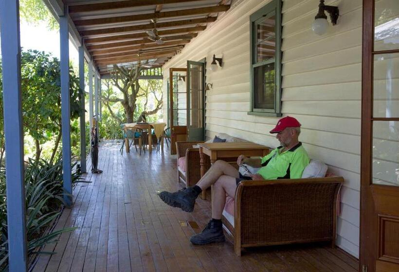 סוויטה דלוקס, Maddies Of Bolwarra