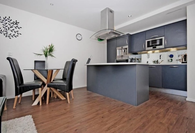 آپارتمان سوپریور 2 خوابه, Belvedere Royal Victoria Docks