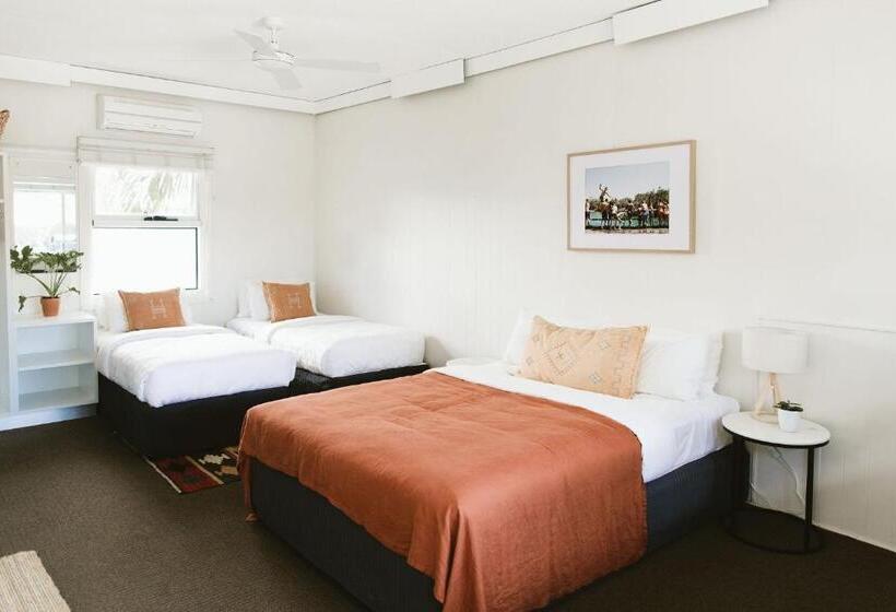 ファミリールーム, Chalet Motel Brunswick Heads