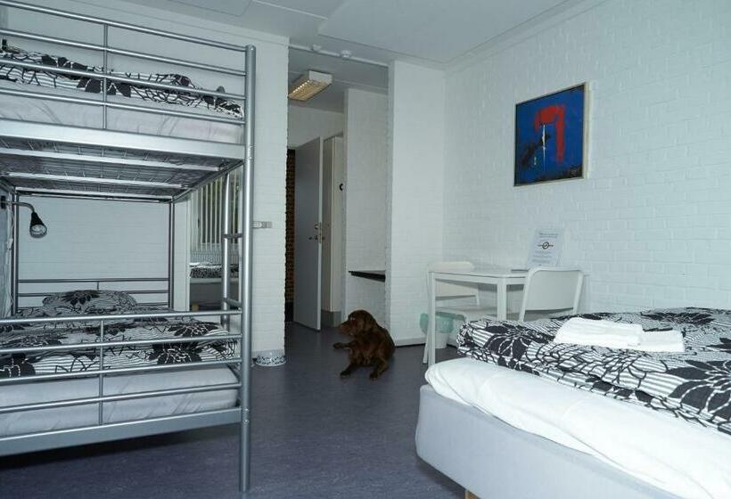 Четырехместный Номер Стандарт, Family Rooms With Ensuite Bathrooms