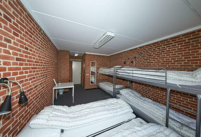 חדר משפחתי, Family Rooms With Ensuite Bathrooms