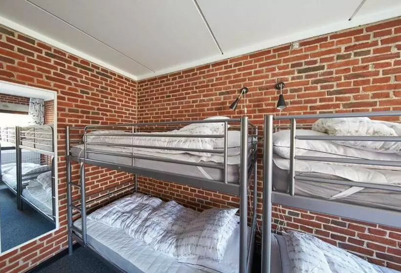 ファミリールーム, Family Rooms With Ensuite Bathrooms
