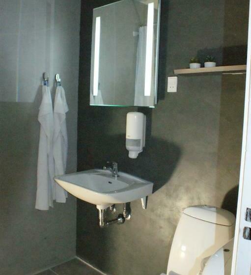 חדר משפחתי, Family Rooms With Ensuite Bathrooms