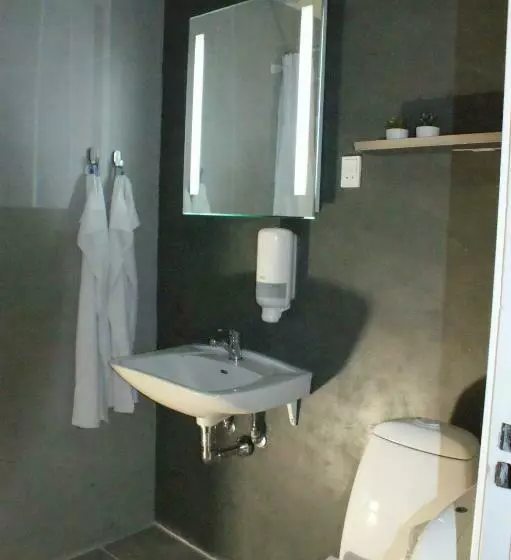 スタンダード４人部屋, Family Rooms With Ensuite Bathrooms