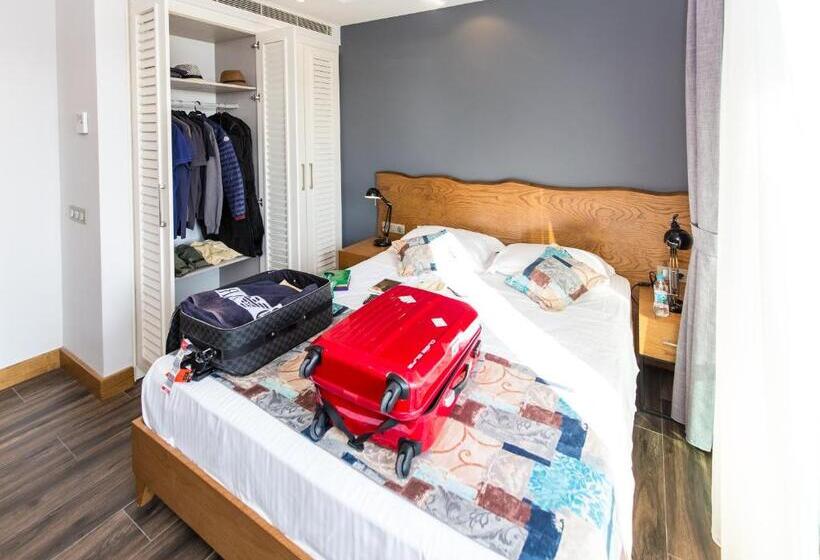 דירת חדר נוף לים, Degirmenburnu Residence