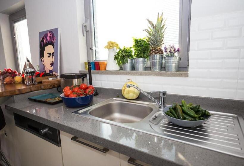 דירת 2 חדרים נוף לים, Degirmenburnu Residence