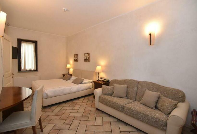 חדר סטנדרט לשלושה, Agriturismo La Camilla