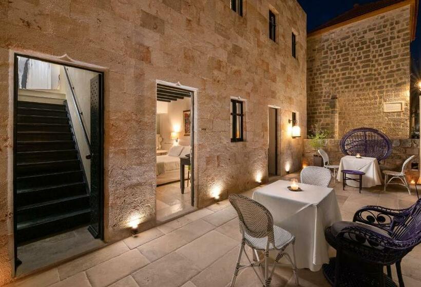 带阳台套房, Allegory Boutique