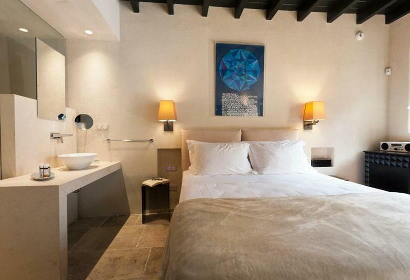 带阳台套房, Allegory Boutique