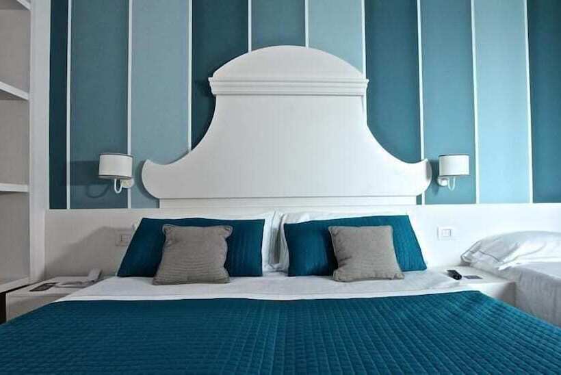 Номер Стандарт, Ambassador