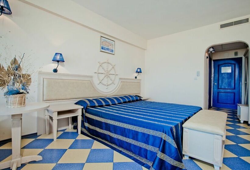 غرفة قياسية مطلة على المتنزه, Chaika Beach Resort