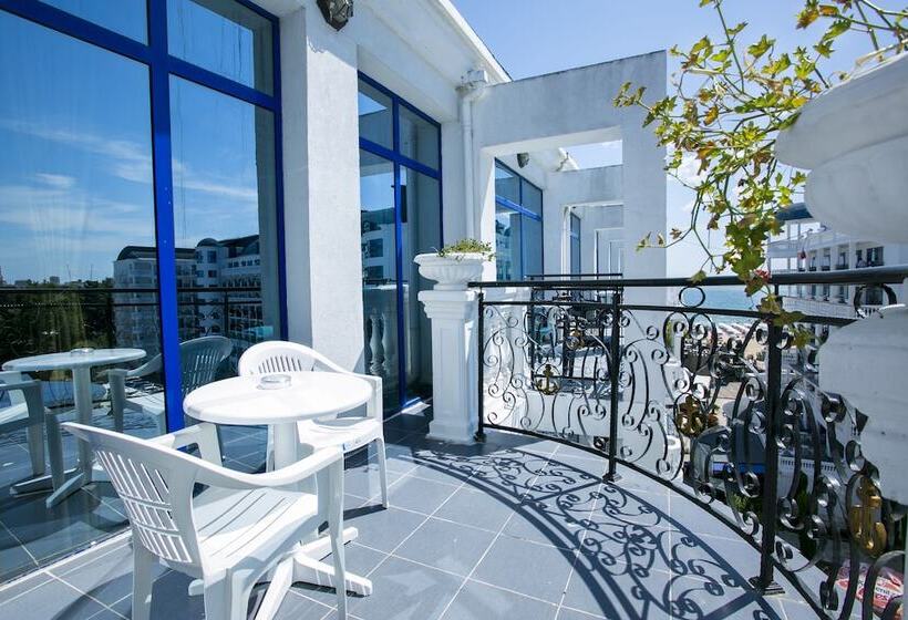 إستديو قياسى مطل على الحديقة, Chaika Beach Resort