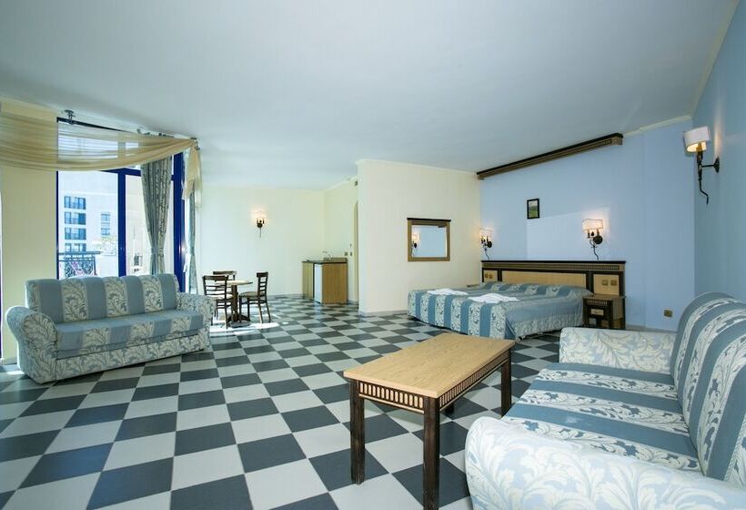 إستديو قياسى مطل على الحديقة, Chaika Beach Resort