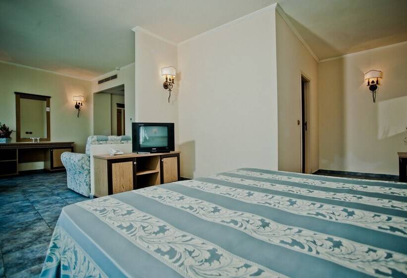 إستديو قياسى مطل على الحديقة, Chaika Beach Resort