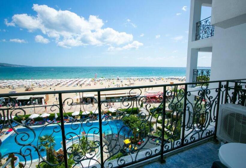 غرفة قياسية مطلّة علي البحر, Chaika Beach Resort