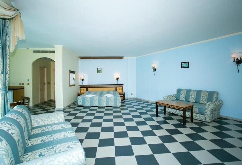 إستديو قياسى مطل على الحديقة, Chaika Beach Resort