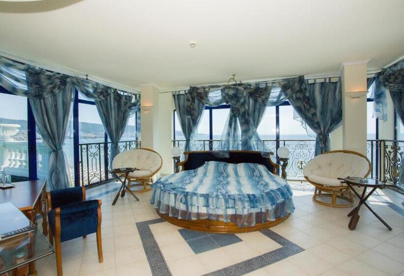 Quarto Dúplex, Chaika Beach Resort