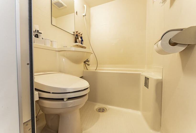 패밀리 룸, Cvs Bay