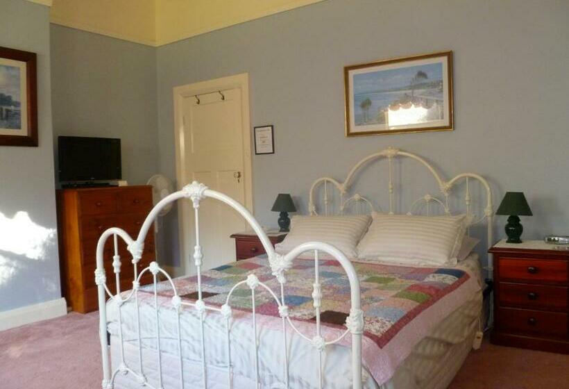 غرفة قياسية مطلّة علي النهر, Donalea Bed And Breakfast & Riverview Apartment